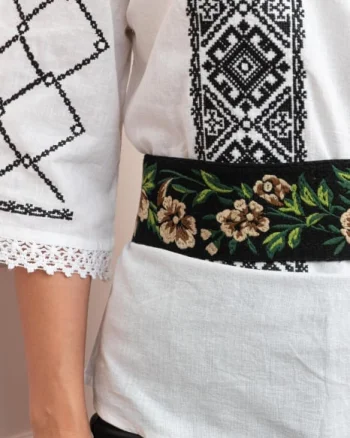 Brau traditional negru cu motiv floral crem Ilona