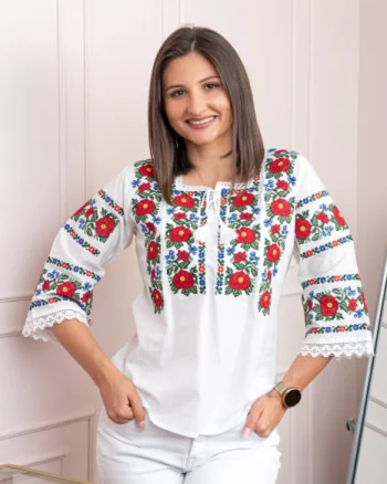 Bluza alba cu motiv floral rosu Fabiana 02