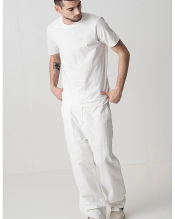 Tricou cu decolteu la baza gatului, Alb
