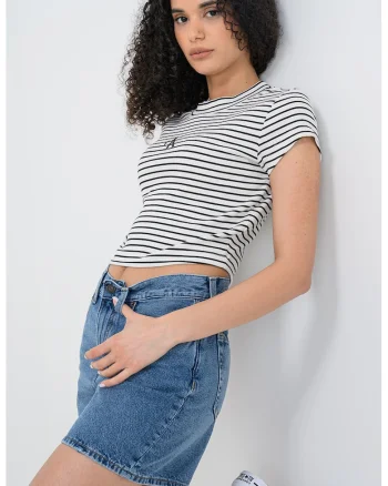 Tricou crop slim fit cu imprimeu, Alb/Negru