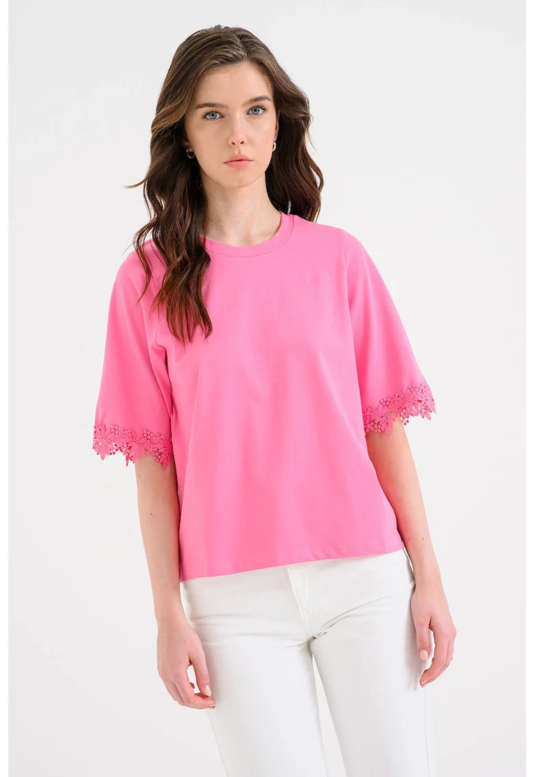 Tricou lejer din bumbac organic cu garnituri din dantela Lyla, Fucsia