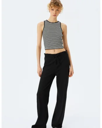Pantaloni cu croiala ampla si talie ajustabila, Negru