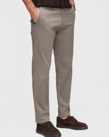 Pantaloni chino din bumbac elastic cu croiala regular fit, Gri