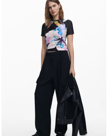 Tricou slim fit cu imprimeu floral, Negru/Roz pal/Galben mustar