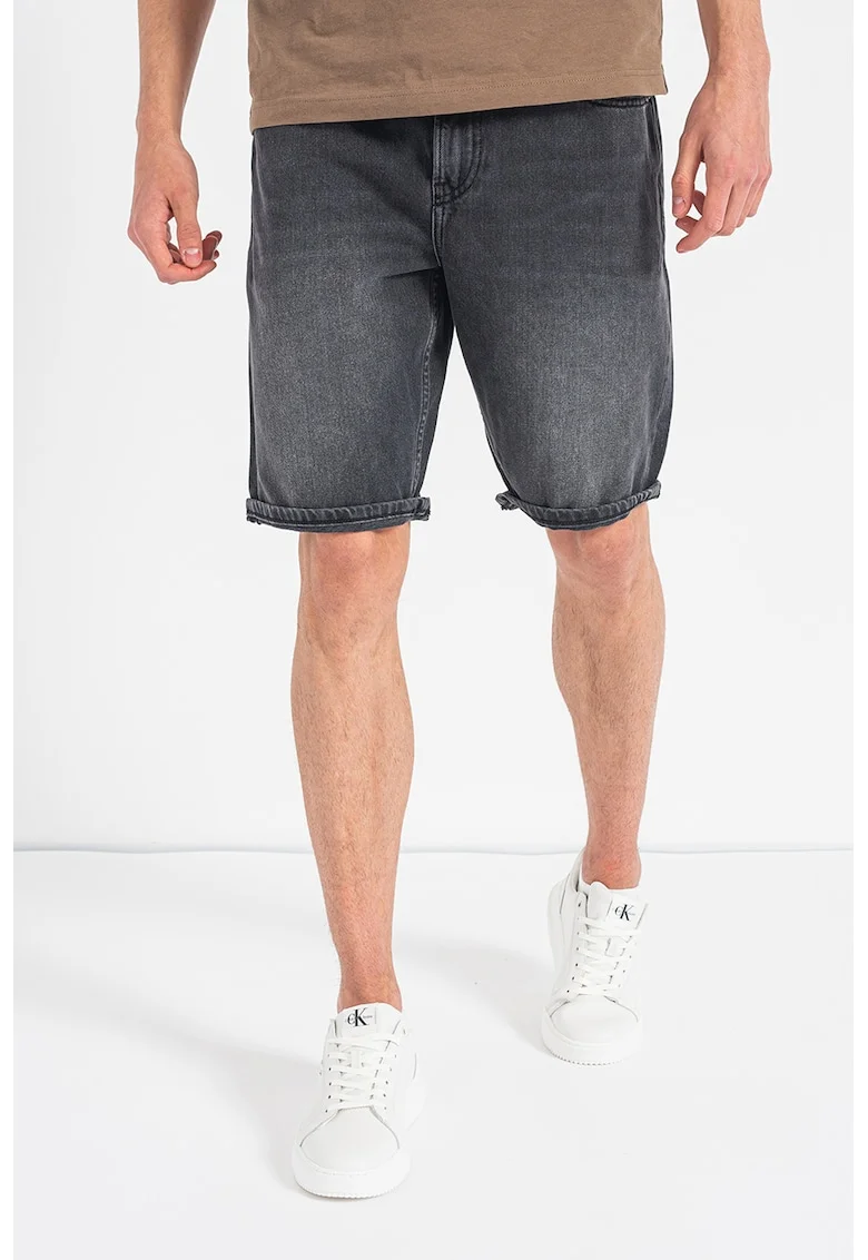 Pantaloni scurti regular fit din denim