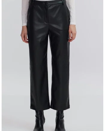 Pantaloni capri din piele ecologica, Negru