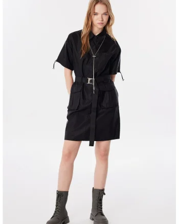 Rochie mini cu fermoar, buzunare cu clapa si curea in talie, Negru