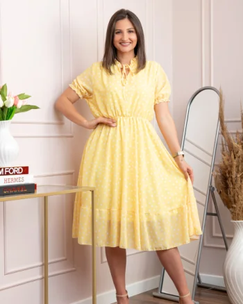 Rochie retro Krista cu buline albe si maneci bufante - Galben pastel