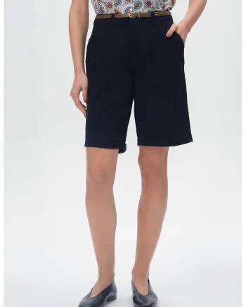 Pantaloni scurti drepti cu curea, Negru