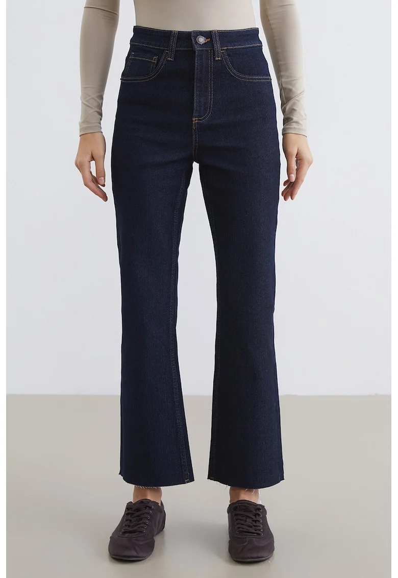 Blugi crop evazati cu croiala kick, Albastru ultramarin