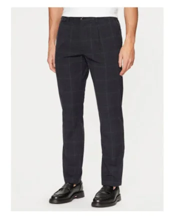 Pantaloni chino in carouri