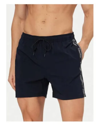 Pantaloni scurti de baie cu buzunare, talie elastica cu snur si banda logo in partile laterale