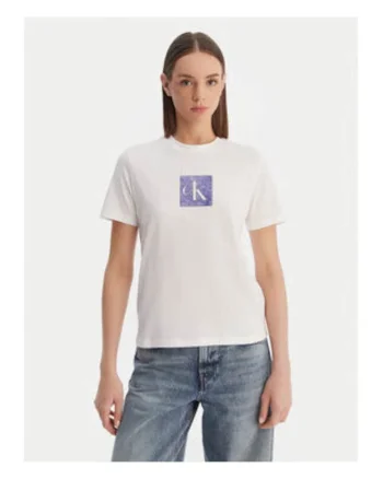 Tricou cu decolteu la baza gatului si maneci cazute