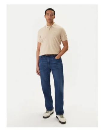 Tricou polo cu terminatie asimetrica