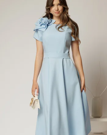 Rochie DY Fashion bleu clos cu trandafir la umar si cordon detasabil