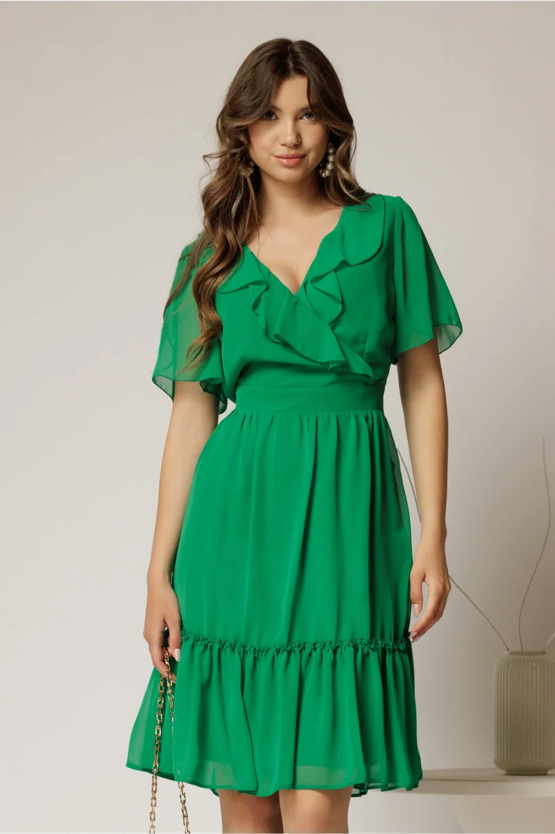 Rochie midi din voal verde cu decolteu petrecut cu volanase si maneci scurte
