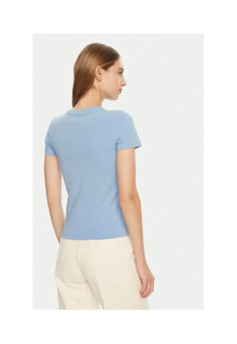 Tricou uni cu decolteu la baza gatului