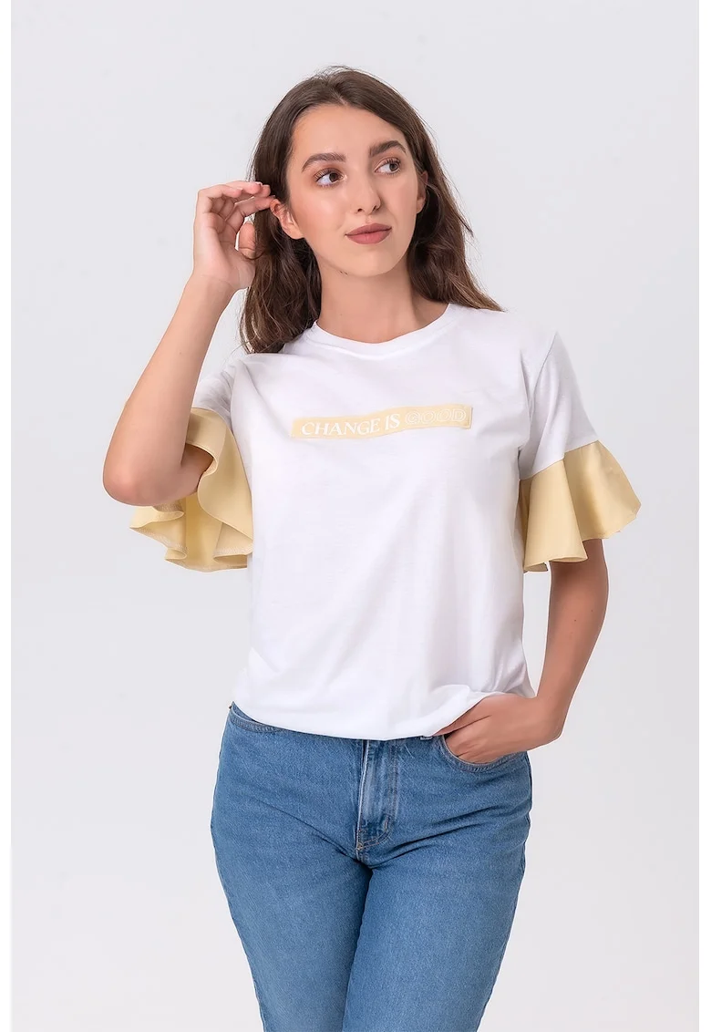 Tricou cu aplicatii text si maneci cu volane, Alb/Portocaliu pal