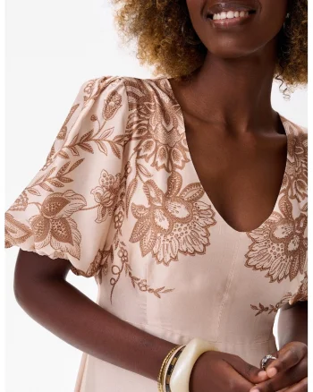 Rochie cu imprimeu floral si cordon