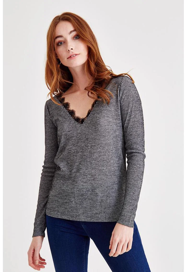 Bluza striata cu decolteu in V si garnituri din dantela, Gri