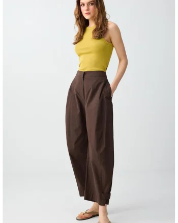 Pantaloni de bumbac cu talie medie si croiala ampla, Maro pamantiu