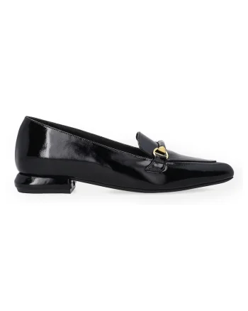 Pantofi tip loafer din piele lacuita cu varf ascutit