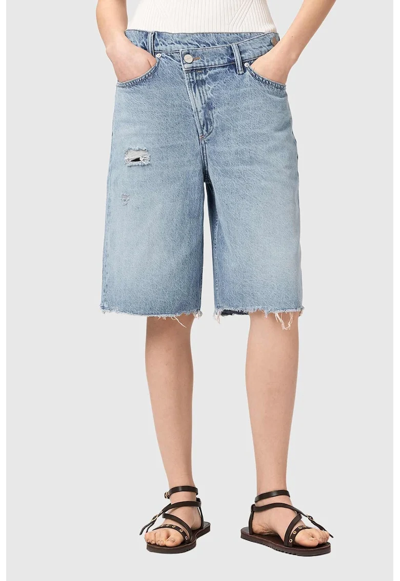 Bermude din denim cu croiala ampla si detalii cu aspect deteriorat Aki, Albastru pastel