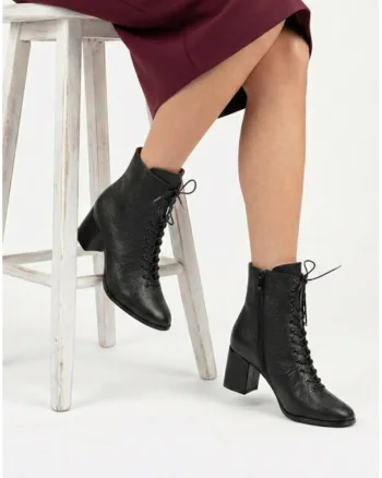 Botine dama din piele texturata neagra
