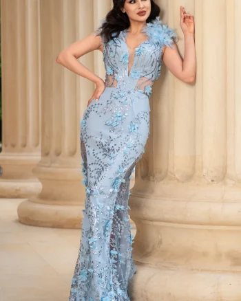 Rochie lunga bleu ciel sirena Alejandra cu glitter si flori decorative