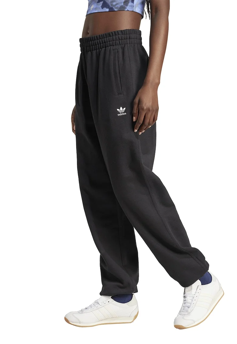 Pantaloni de trening relaxed fit cu captuseala calduroasa Essentials, Alb optic/Gri antracit