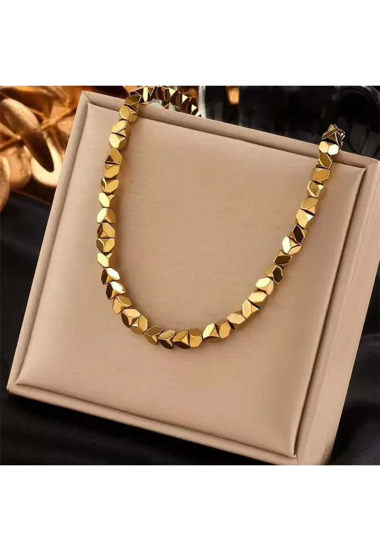 Colier auriu, din otel inoxidabil, cu piese geometrice, suflat cu aur 18k, Thyre C2