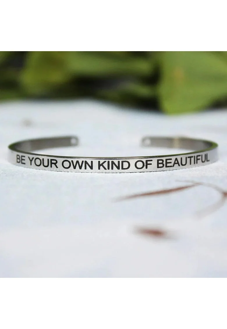 Bratara argintie, ajustabila, gravata Be your own kind of beautiful P3,