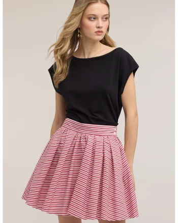 Tricou uni cu decolteu barcuta, Negru
