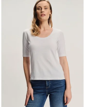 Tricou cu decolteu rotund si maneci medii, Alb