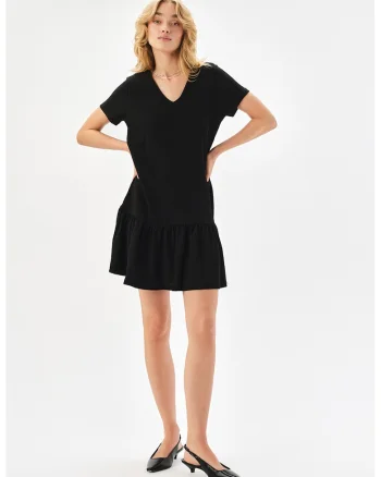 Rochie evazata cu maneci scurte, Negru