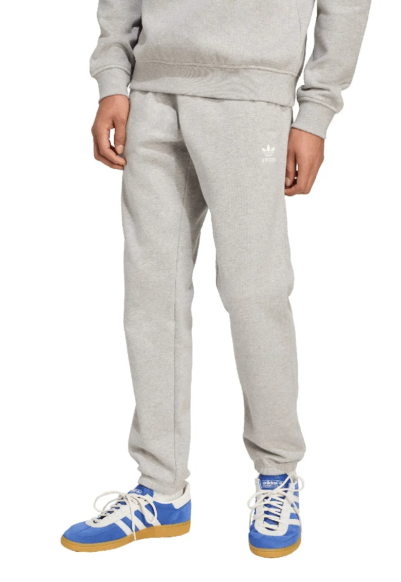 Pantaloni de trening slim fit cu buzunare Trefoil Essentials, Gri deschis