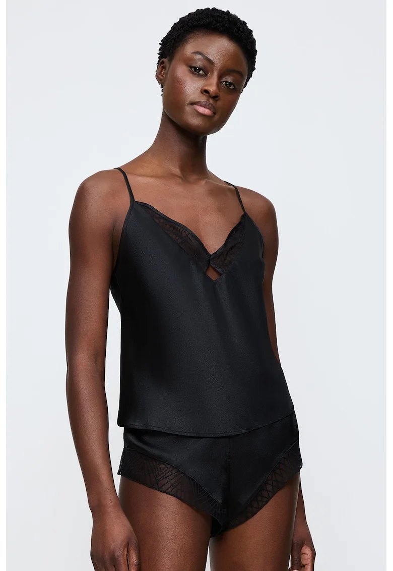 Top de pijama cu aspect satinat si insertii din dantela, Negru
