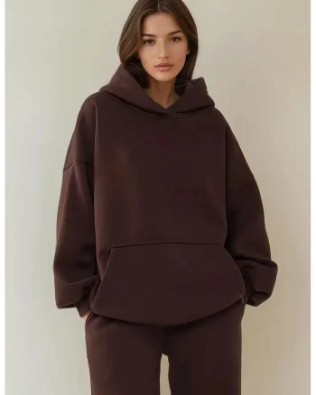 Hanorac dama,  tricotat, guler rotund, croiala lejera, maro, textil