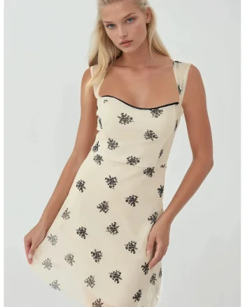 Rochie mini,  tul cu imprimeu, guler inima, alb