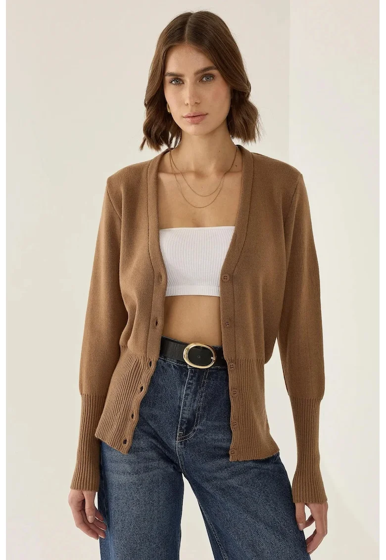 Cardigan,  tricotat semi-fit, decolteu in V, maro, acril
