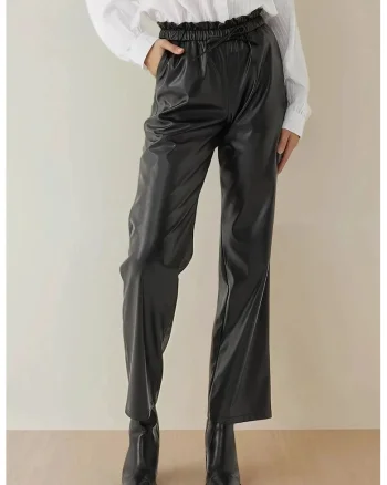Pantaloni dama,  drepti din piele ecologica, talie elastica, negru