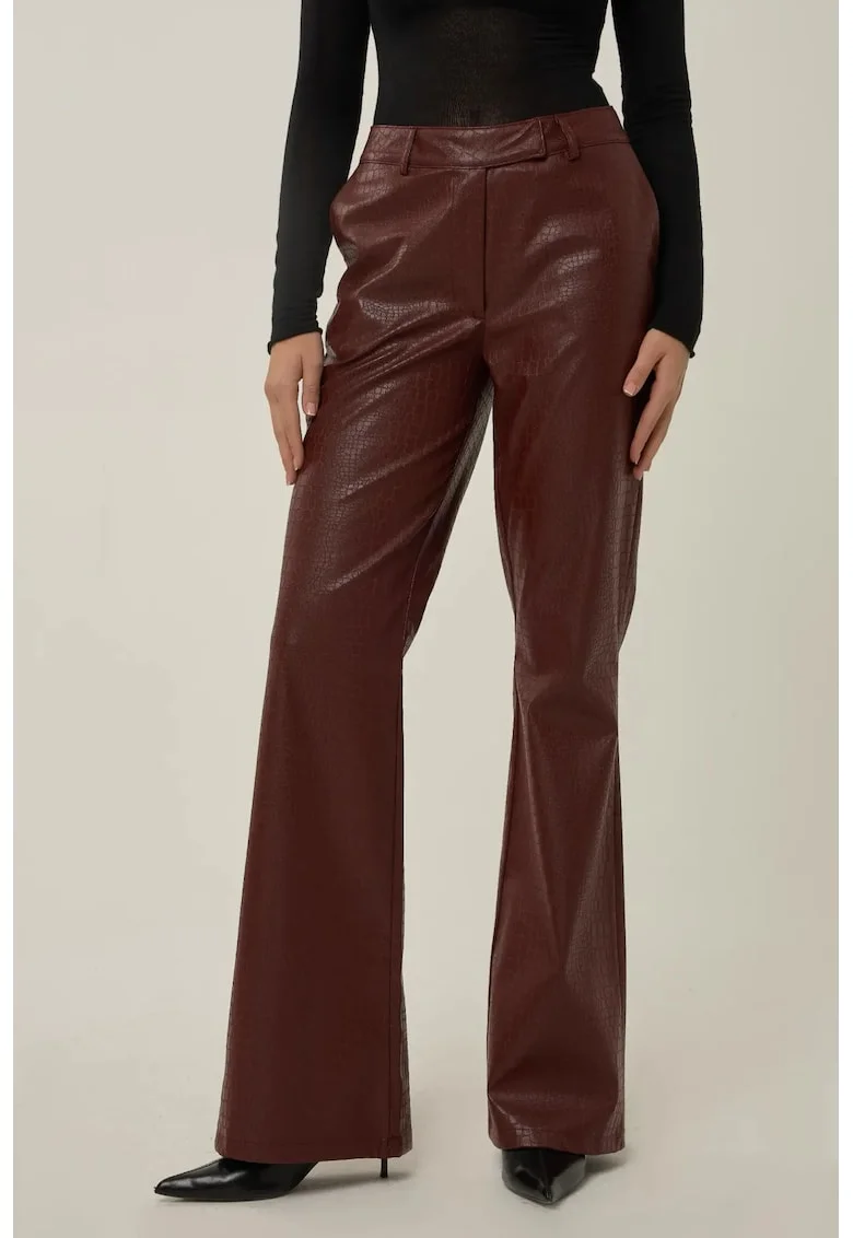Pantaloni dama,  evazati din piele ecologica cu efect de sarpe, maro, talie joasa