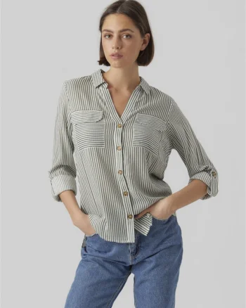 Camasa cu model in dungi