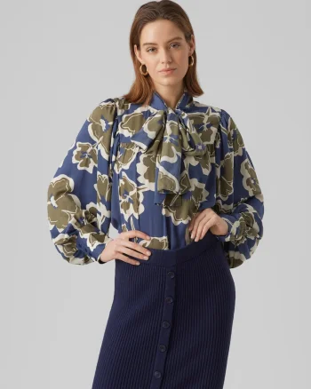 Bluza cu imprimeu floral si panglica