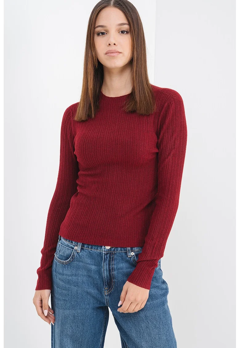 Pulover slim fit cu decolteu la baza gatului, Rosu inchis