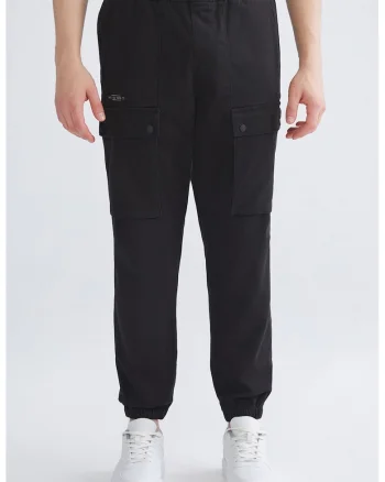 Pantaloni de trening cargo cu talie medie, Negru
