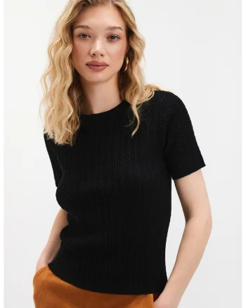 Pulover cu model torsade si maneci scurte, Negru