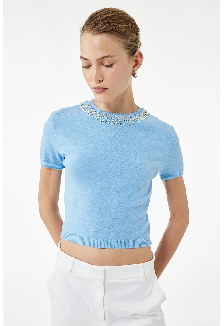 Tricou crop din tricot cu decolteu decorativ, Albastru deschis