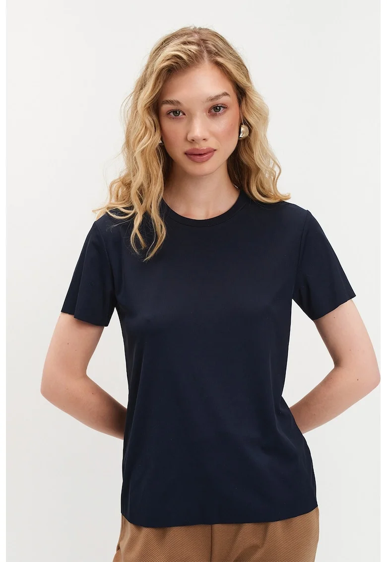 Tricou lejer cu decolteu la baza gatului, Albastru ultramarin