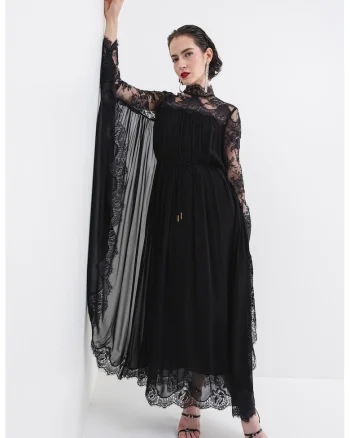 Rochie cu garnituri de dantela si maneci liliac, Negru/Transparent